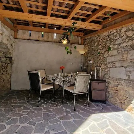 House Irene Σπίτι διακοπών *